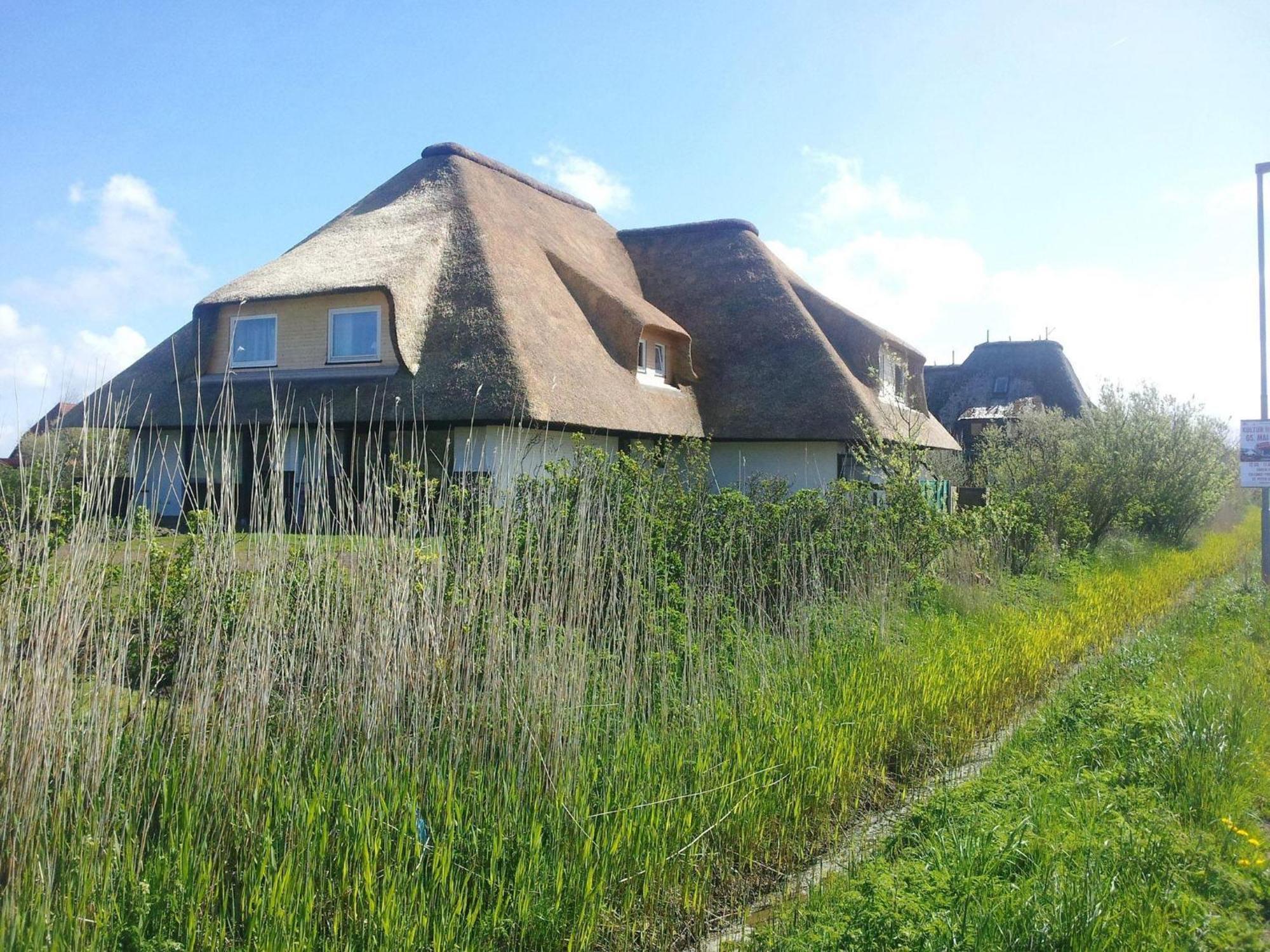 Ferienwohnung Haus-Duewelswarft-Whg-Delphin Sankt Peter-Ording Exterior foto